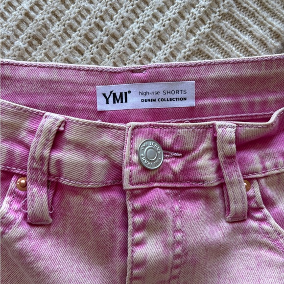 NEW YMI Junior Girls Pink Denim High Rise Shorts 1/25 - Picture 2 of 4